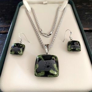 Sterling silver pendant necklace and matching earrings